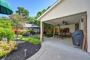 1725 50th St, Sacramento, CA 95819 - Photo 45