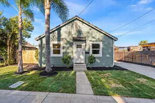 1124 S Sacramento St, Lodi, CA 95240 - Photo 1