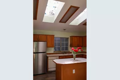 8 Silverwood Court, Lodi, CA 95242 - Photo 5