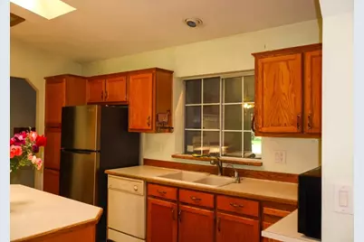 8 Silverwood Court, Lodi, CA 95242 - Photo 11