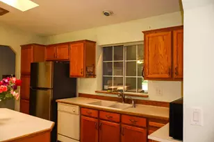 8 Silverwood Ct, Lodi, CA 95242 - Photo 11