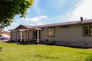 8 Silverwood Ct, Lodi, CA 95242 - Photo 1