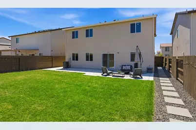 1055 Broad Acres Way, Plumas Lake, CA 95961 - Photo 17