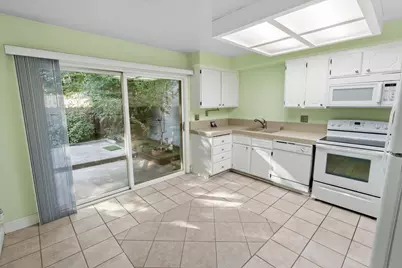 6753 Bertran Ct, Citrus Heights, CA 95621 - Photo 9