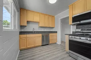 1242 Rosemary Ln, Yuba City, CA 95991 - Photo 3