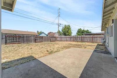 1242 Rosemary Lane, Yuba City, CA 95991 - Photo 17