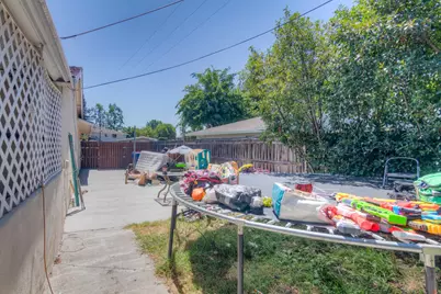5621 Revelstok Drive, Sacramento, CA 95842 - Photo 21