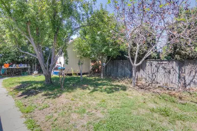 5621 Revelstok Drive, Sacramento, CA 95842 - Photo 19