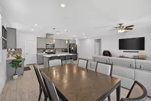 8138 Scrimshaw Wy, Sacramento, CA 95829 - Photo 11