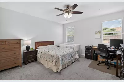 8138 Scrimshaw Way, Sacramento, CA 95829 - Photo 23