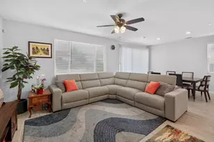 8138 Scrimshaw Wy, Sacramento, CA 95829 - Photo 9