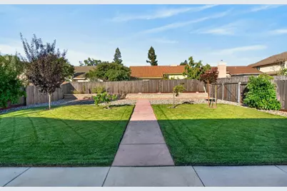 8138 Scrimshaw Way, Sacramento, CA 95829 - Photo 41