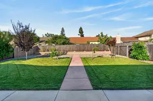 8138 Scrimshaw Wy, Sacramento, CA 95829 - Photo 41