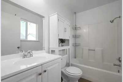 2122 Harrison Court, Chowchilla, CA 93610 - Photo 9