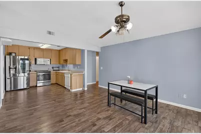 7711 Lakewood Park Drive, Sacramento, CA 95828 - Photo 15