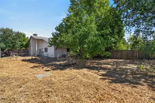 7711 Lakewood Park Dr, Sacramento, CA 95828 - Photo 37