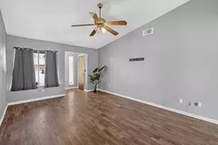 7711 Lakewood Park Dr, Sacramento, CA 95828 - Photo 7