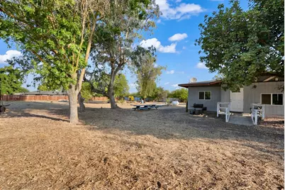 17107 Avenue 24, Chowchilla, CA 93610 - Photo 13