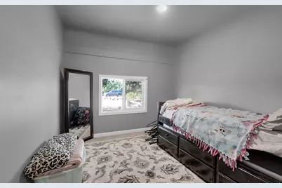 17107 Avenue 24, Chowchilla, CA 93610 - Photo 9