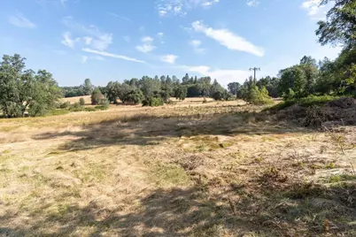 8260 Fairplay Rd, Somerset, CA 95684 - Photo 13