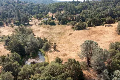 8260 Fairplay Rd, Somerset, CA 95684 - Photo 21