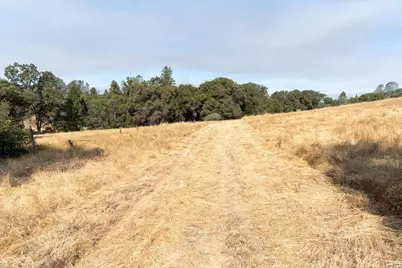 8260 Fairplay Rd, Somerset, CA 95684 - Photo 9