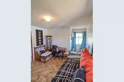 565 Main St, Hornbrook, CA 96044 - Photo 15