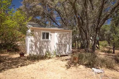 18018 Hummingbird Drive, Penn Valley, CA 95946 - Photo 15