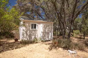 18018 Hummingbird Dr, Penn Valley, CA 95946 - Photo 15