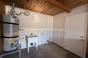 1424 Youngs Ln, Yuba City, CA 95991 - Photo 9