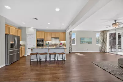 10070 Red Tail Hawk Way, Sacramento, CA 95829 - Photo 35