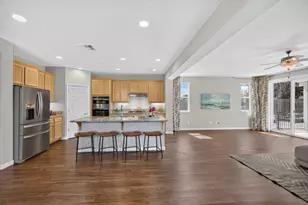 10070 Red Tail Hawk Way, Sacramento, CA 95829 - Photo 35