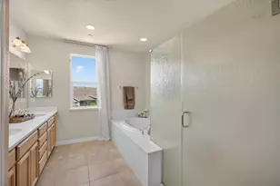 10070 Red Tail Hawk Way, Sacramento, CA 95829 - Photo 51