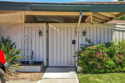 705 Roundtree Court, Sacramento, CA 95831 - Photo 3