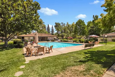 705 Roundtree Court, Sacramento, CA 95831 - Photo 37