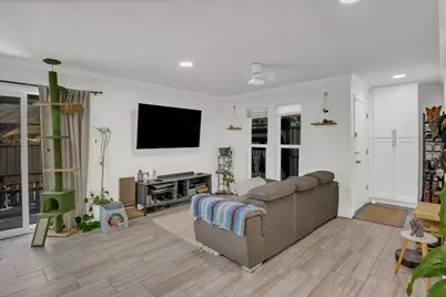 705 Roundtree Court, Sacramento, CA 95831 - Photo 11