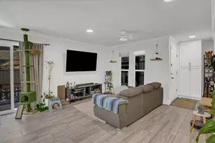 705 Roundtree Ct, Sacramento, CA 95831 - Photo 11