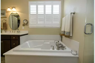 391 Via Attivo, Oakdale, CA 95361 - Photo 17