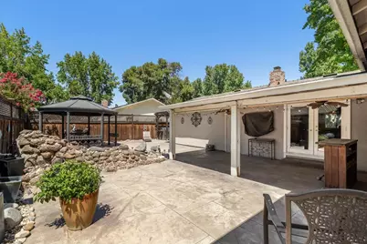 1013 Landee Way, Modesto, CA 95355 - Photo 47