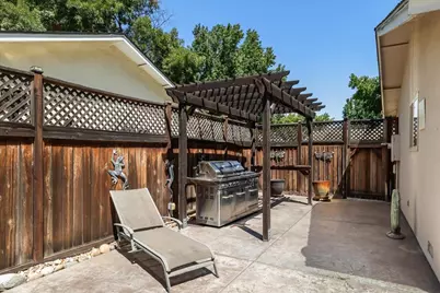 1013 Landee Way, Modesto, CA 95355 - Photo 53
