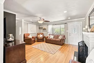 8491 Wade Ct, Orangevale, CA 95662 - Photo 9