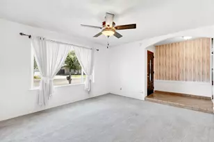 404 Fall Ave, Madera, CA 93637 - Photo 9