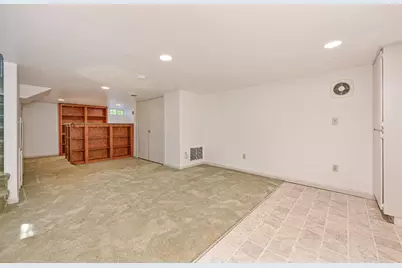 2400 Marshall Way, Sacramento, CA 95818 - Photo 49