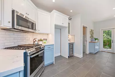 2400 Marshall Way, Sacramento, CA 95818 - Photo 25