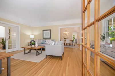 2400 Marshall Way, Sacramento, CA 95818 - Photo 9