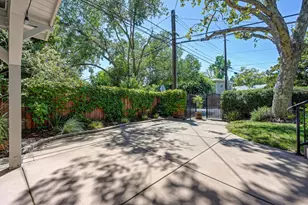 2400 Marshall Way, Sacramento, CA 95818 - Photo 59