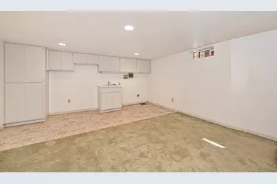 2400 Marshall Way, Sacramento, CA 95818 - Photo 51