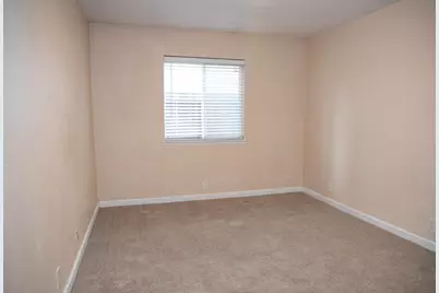 136 S 6th Ave #102, Oakdale, CA 95361 - Photo 15