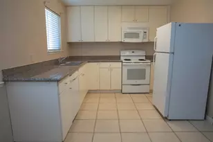 136 S 6th Ave, Oakdale, CA 95361 - Photo 13