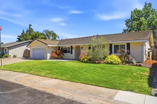 9026 El Carrilo Ct, Elk Grove, CA 95624 - Photo 3